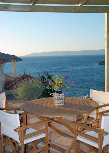 Birds Bay Resort Petra  Quarto foto